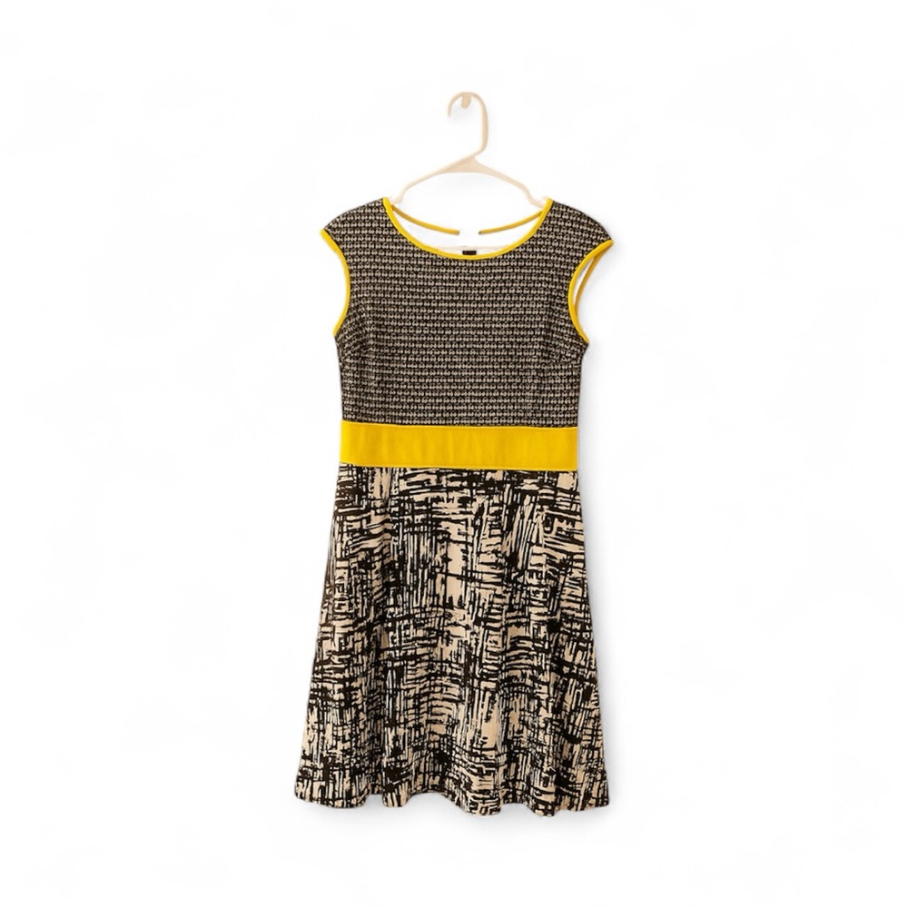 London Times Yellow Trim Black and White Dress